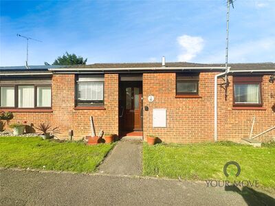 Echo Close, 1 bedroom Mid Terrace Bungalow for sale, £210,000