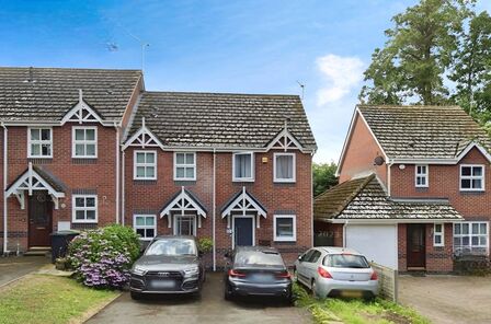 2 bedroom End Terrace House to rent