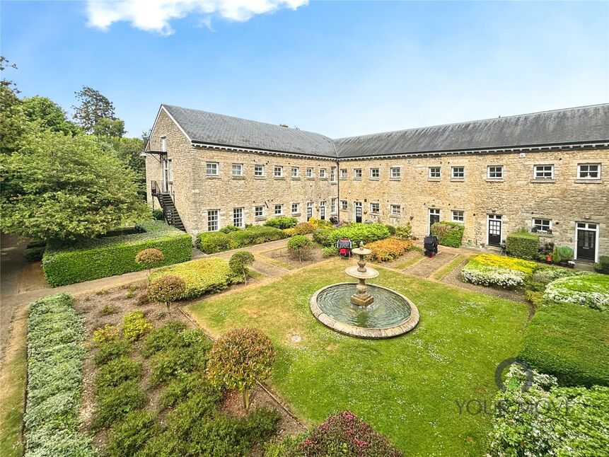 2 bedroom End Terrace Flat for sale