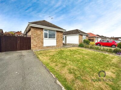 Southwood, 2 bedroom Semi Detached Bungalow for sale, £375,000