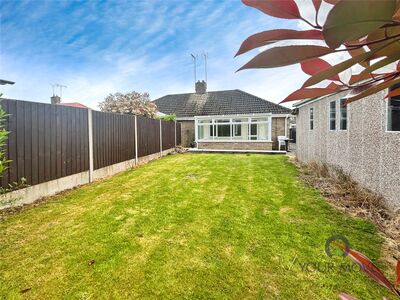 2 bedroom Semi Detached Bungalow for sale