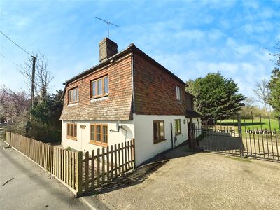 Goudhurst Road, 5 bedroom Detached Property to rent, £3,000 pcm