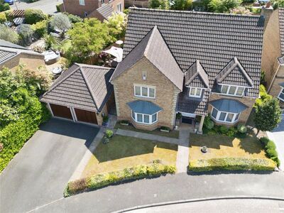Cliveden Close, 5 bedroom Detached House for sale, &pound;830,000