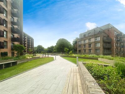 2 bedroom  Flat for sale