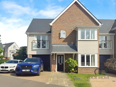 4 bedroom Semi Detached House to rent