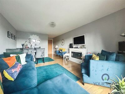 2 bedroom  Flat for sale