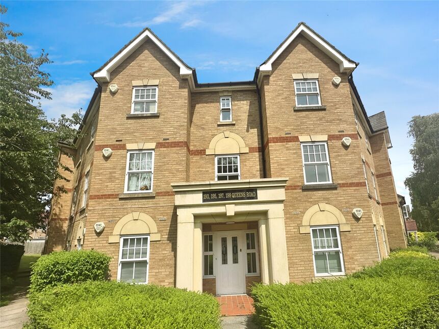 Main image of 2 bedroom Flat to rent, Queens Road, Maidstone, Kent, ME16
