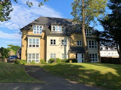 2 bedroom  Flat to rent