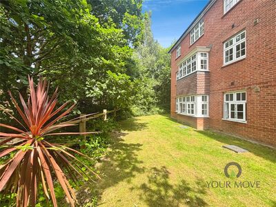 Broadclough Way, 2 bedroom  Flat for sale, £260,000