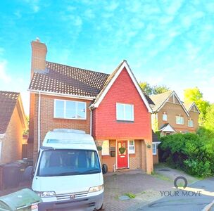4 bedroom Detached House to rent