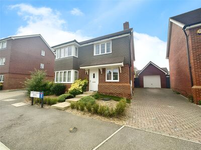 4 bedroom Detached House to rent