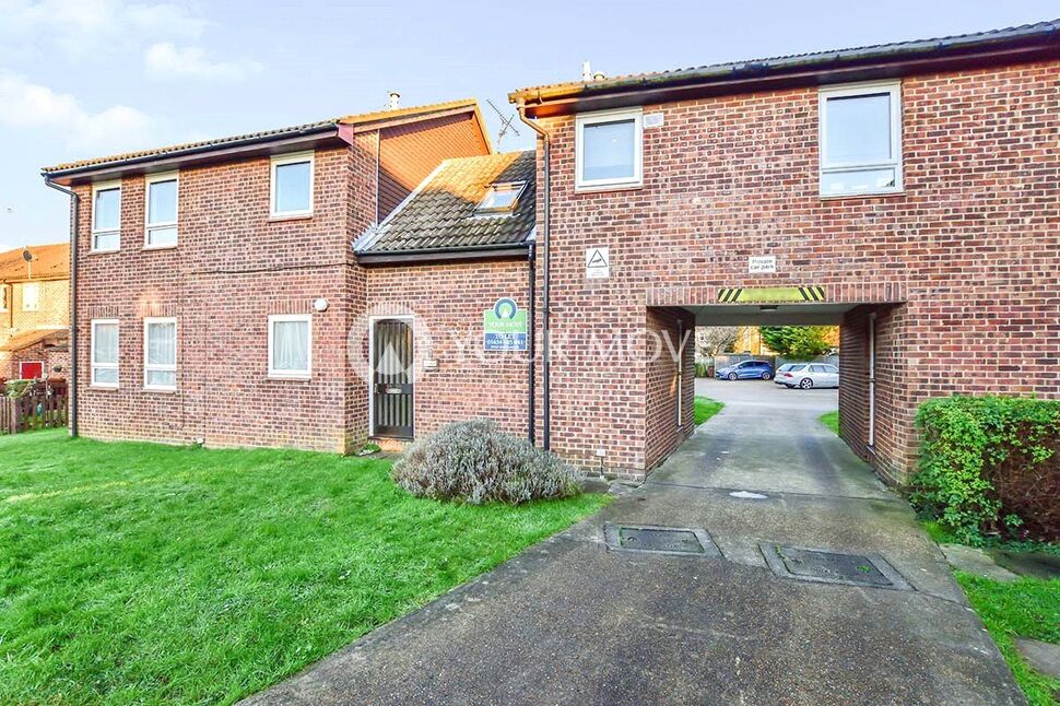 Main image of  Flat to rent, Shepperton Close, Chatham, Kent, ME5