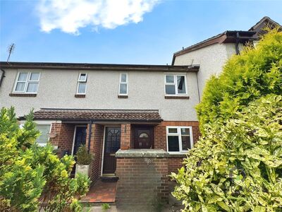Murrain Drive, 1 bedroom  Flat to rent, £1,000 pcm
