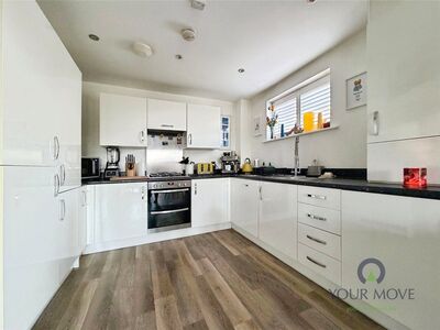 2 bedroom Flat for sale
