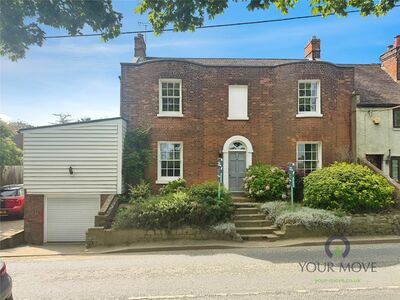 5 bedroom End Terrace House to rent