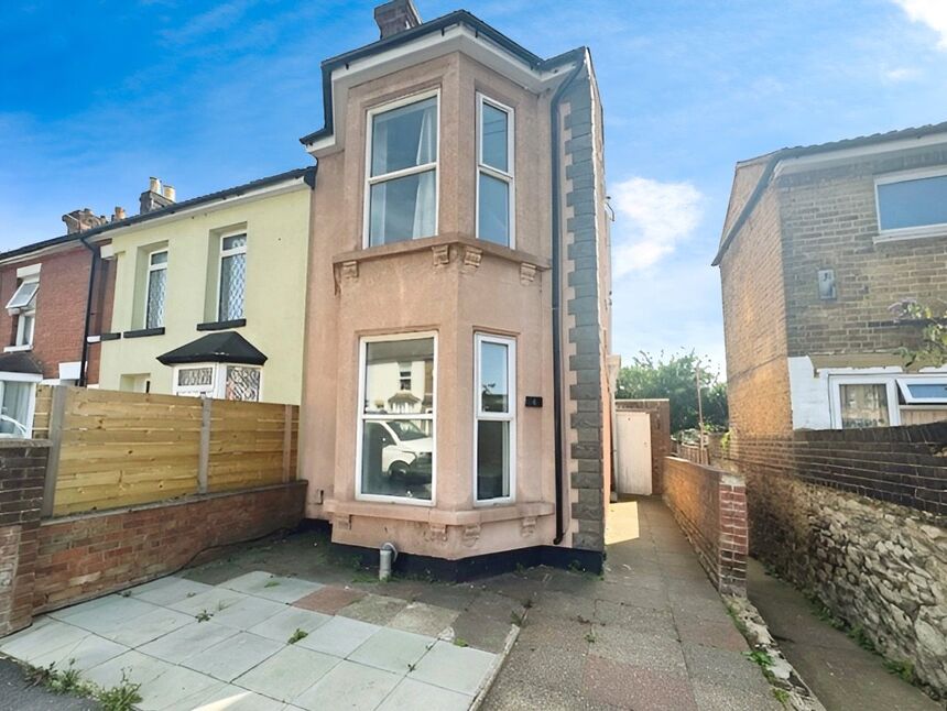 Main image of 4 bedroom End Terrace House to rent, Holland Road, Maidstone, Kent, ME14