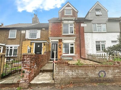 3 bedroom Mid Terrace House for sale