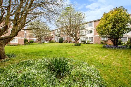 2 bedroom  Flat for sale