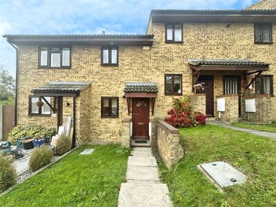 Mermaid Close, 2 bedroom Mid Terrace House to rent, £1,250 pcm