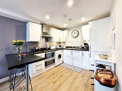 2 bedroom  Flat for sale