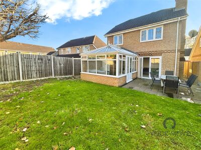 Coltsfoot Drive, 4 bedroom Detached House for sale, &pound;525,000