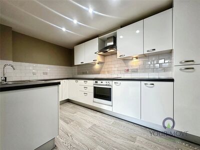 2 bedroom  Flat for sale