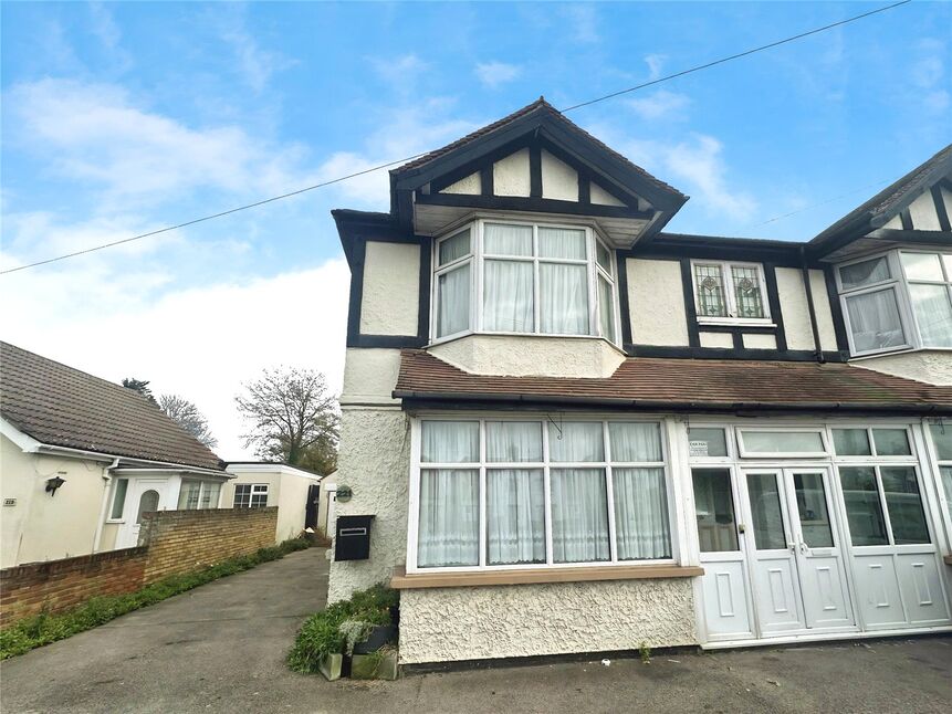 1 bedroom  Room to rent