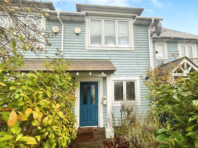 2 bedroom End Terrace House to rent