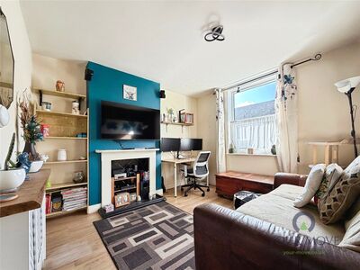 2 bedroom House for sale