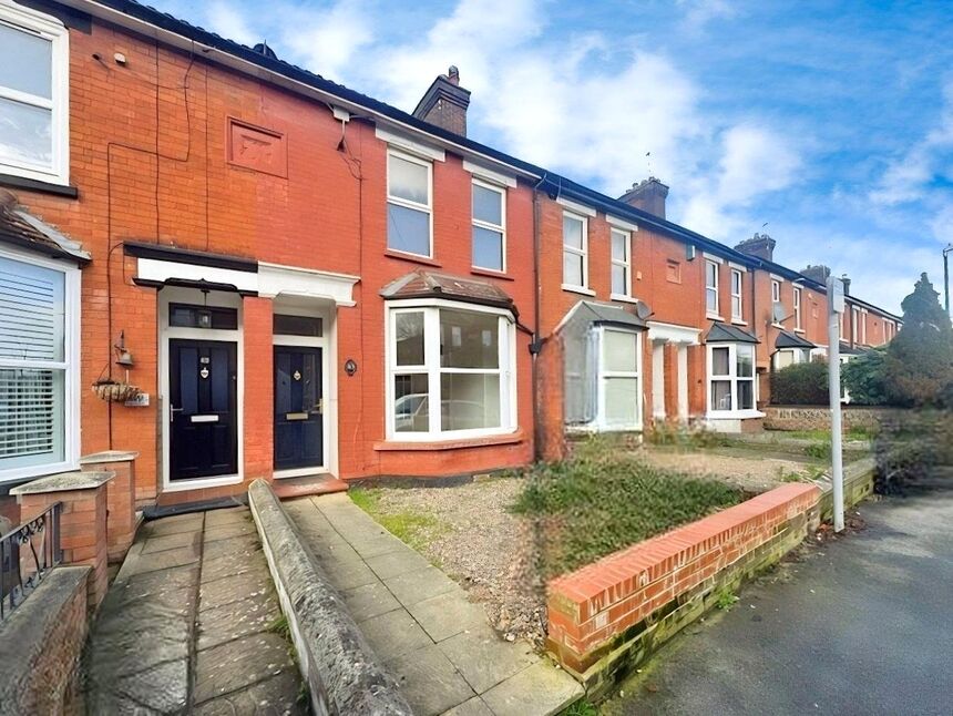 Main image of 3 bedroom Mid Terrace House to rent, Old Tovil Road, Maidstone, Kent, ME15