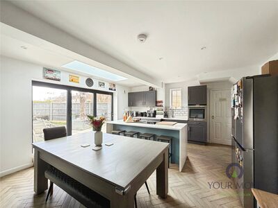 Nottingham Avenue, 4 bedroom Semi Detached House for sale, &pound;425,000