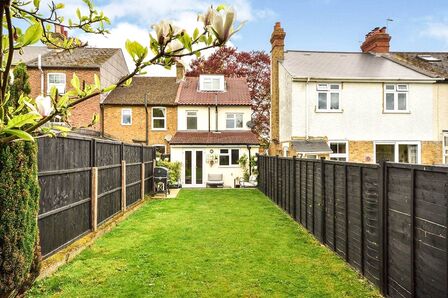 3 bedroom End Terrace House for sale