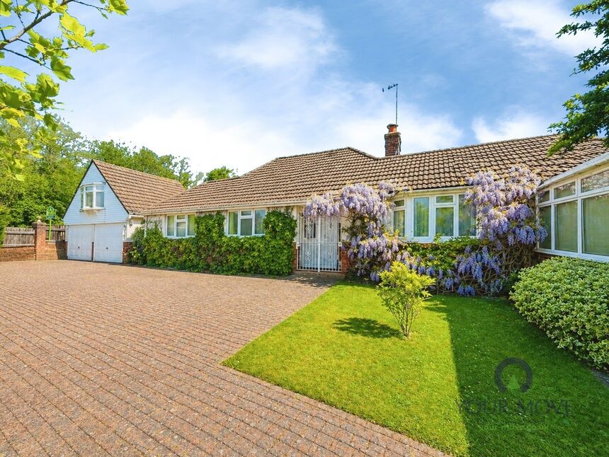 Main image of 4 bedroom Detached Bungalow for sale, Hockers Lane, Weavering, Kent, ME14