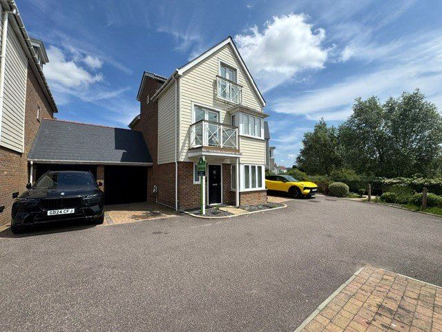 Main image of 4 bedroom Detached House to rent, Steadman Close, Snodland, Kent, ME6