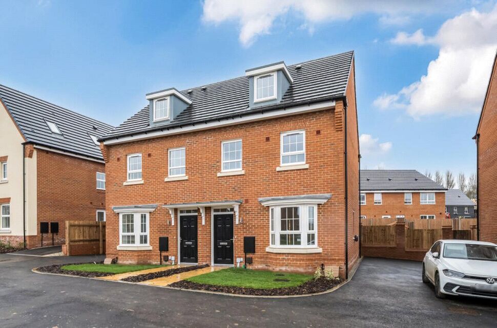 Main image of 3 bedroom Semi Detached House to rent, Bairstow Road, Aylesford, Kent, ME20
