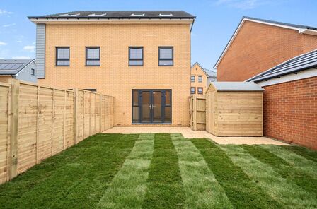 3 bedroom Semi Detached House to rent