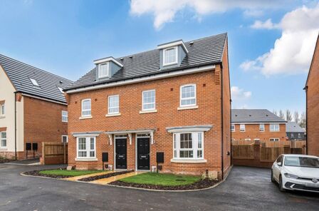 3 bedroom Semi Detached House to rent