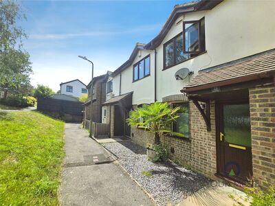 2 bedroom Mid Terrace House to rent