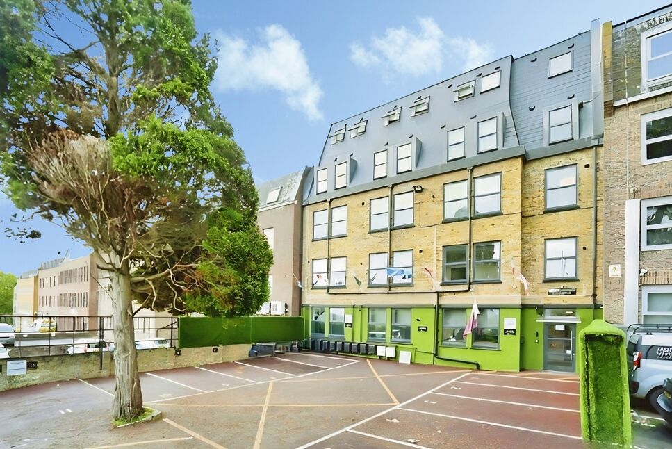 2 bedroom Flat to rent