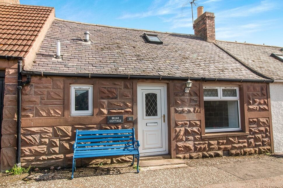 Main image of 2 bedroom Mid Terrace Bungalow to rent, Milnes Wynd, Johnshaven, Angus, DD10