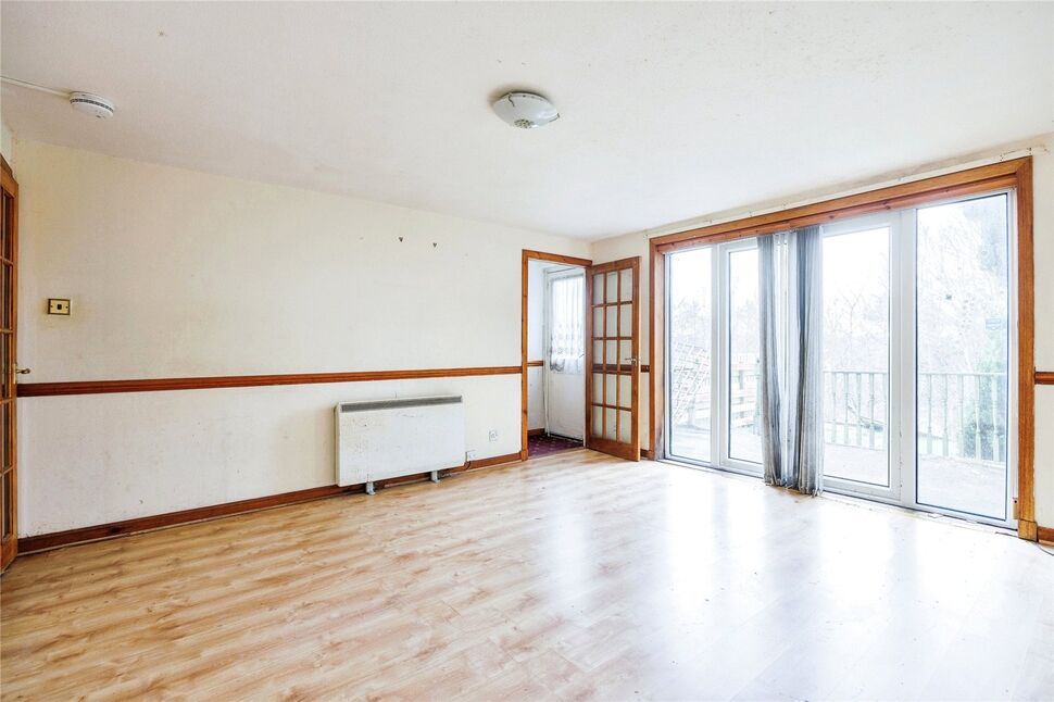 3 bedroom Mid Terrace House for sale, Cairnie Crescent, Arbroath, DD11