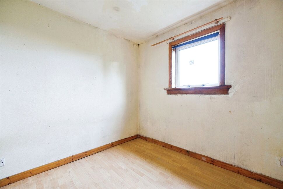 3 bedroom Mid Terrace House for sale, Cairnie Crescent, Arbroath, DD11