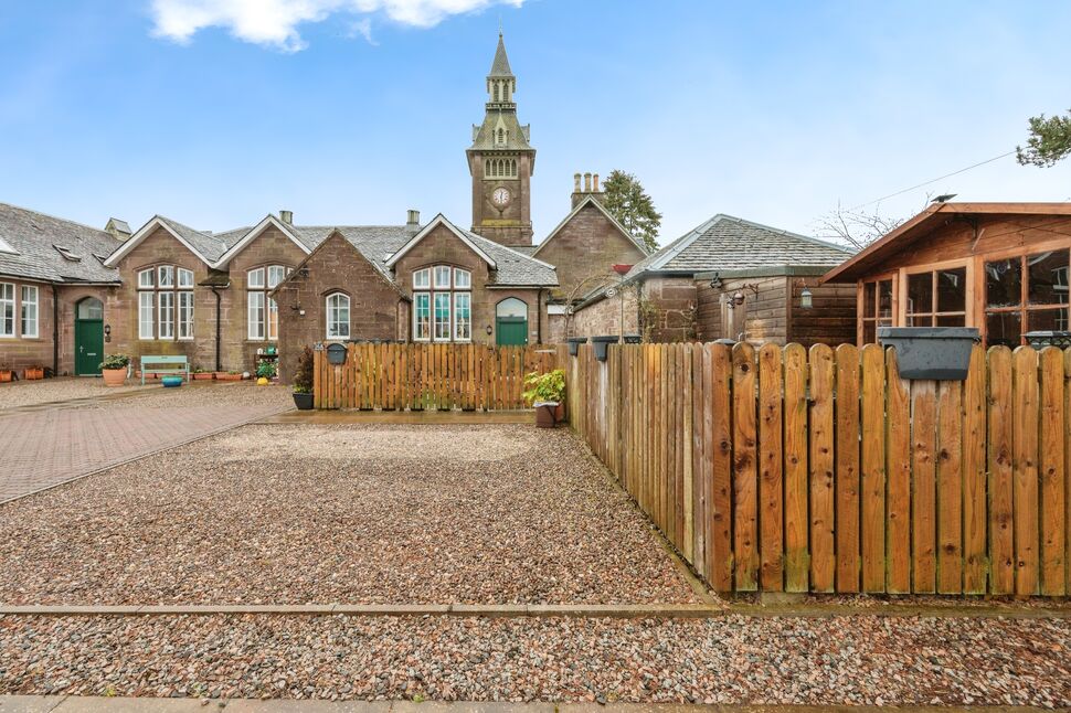 2 bedroom Mid Terrace House for sale, Nursery Lane, Brechin, DD9 £150,000