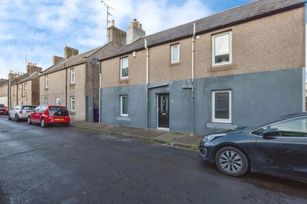Reform Street, 3 bedroom  Flat for sale, £155,000