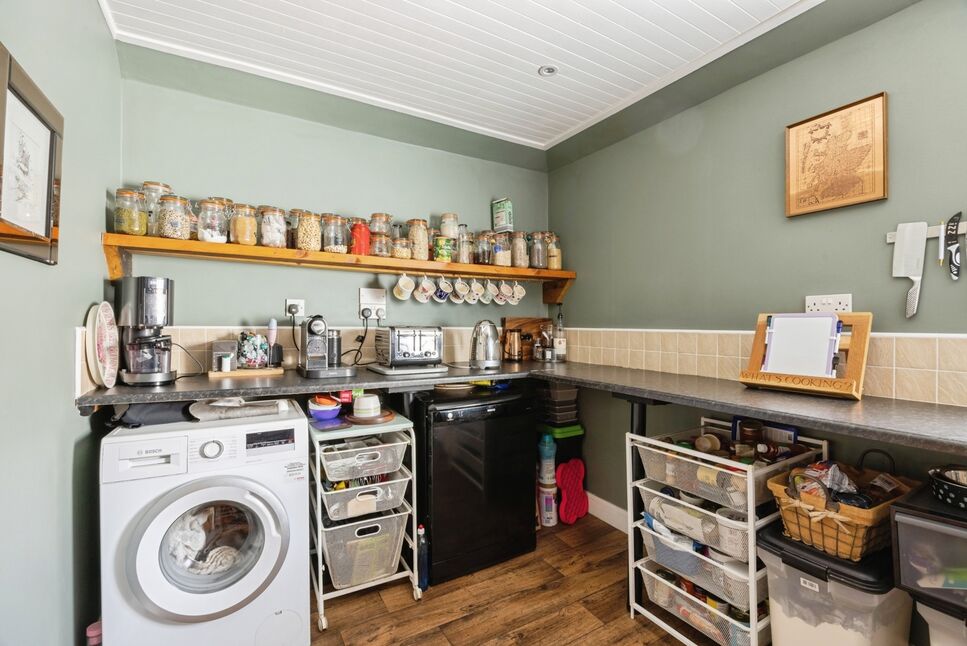 Utility Room / Pantry