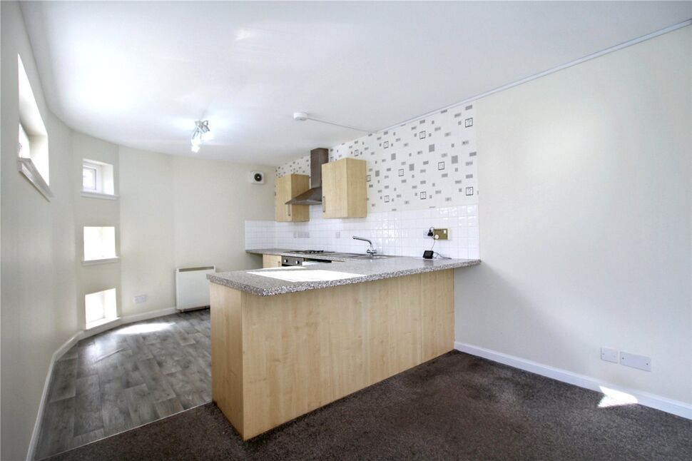 Kitchen / Living Room