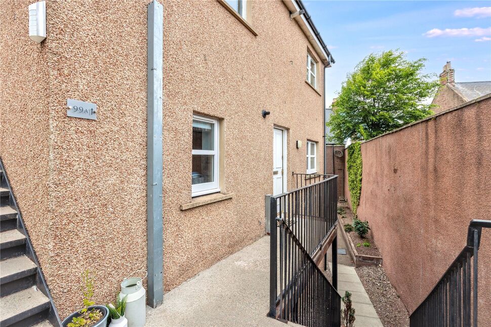 Main image of 2 bedroom Flat for sale, Bridge Street, Montrose, Angus, DD10