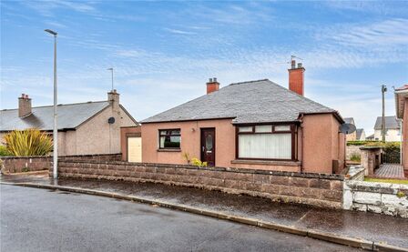 Redfield Crescent, 2 bedroom Detached Bungalow for sale, &pound;215,000
