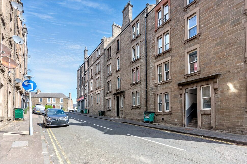 Main image of 1 bedroom Flat for sale, Provost Road, Dundee, Angus, DD3