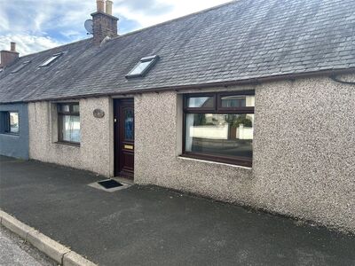 Main Street, 2 bedroom Mid Terrace House to rent, &pound;900 pcm